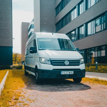 Wynajem busa dostawczego – Fleex